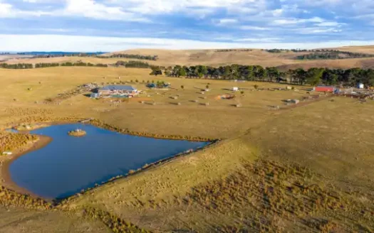 أرض على طريق الفيوم الصحراوى